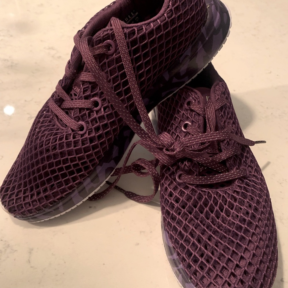 NoBull Women’s Sneakers Size 7